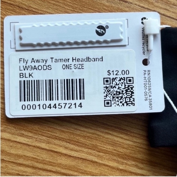 Lululemon Fly Away Tamer Headband in Black - Picture 8 of 13